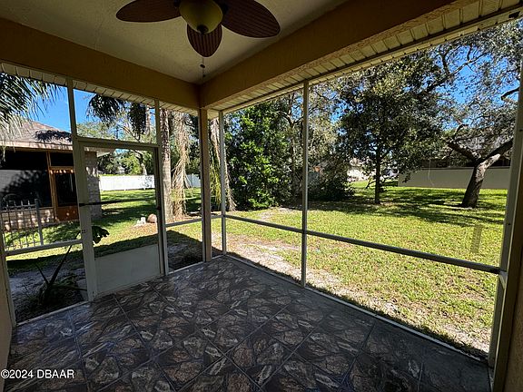 4th image of 5948 Doraville Dr
