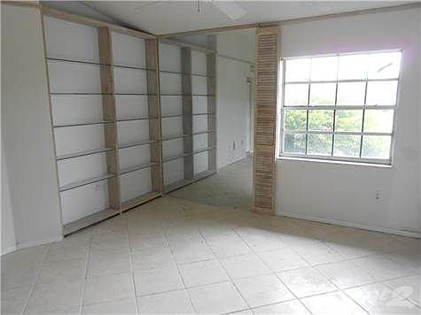 5th image of 460 NE 210th Circle Ter #204