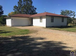 2233 SE Croco Rd, Topeka, KS 66605