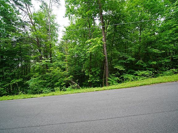 3rd image of 1527 Camborne Dr #23