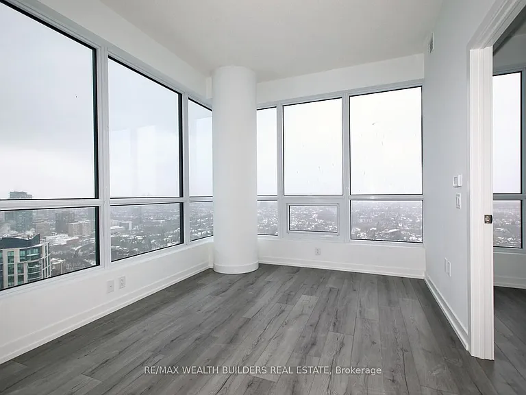 395 Bloor St E #3504 — Photo 7