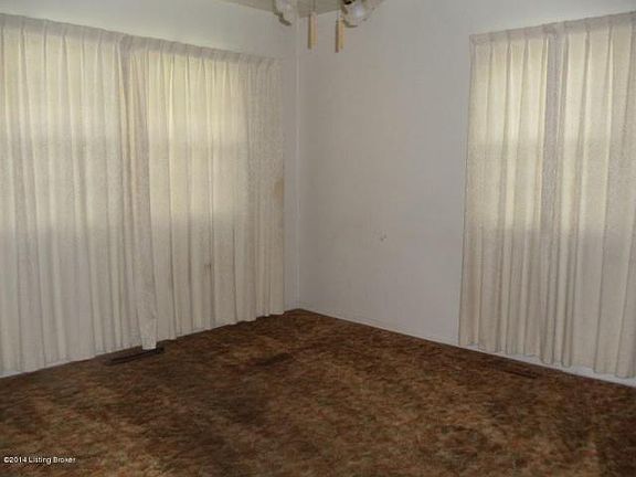 2nd image of 10013 East Ave