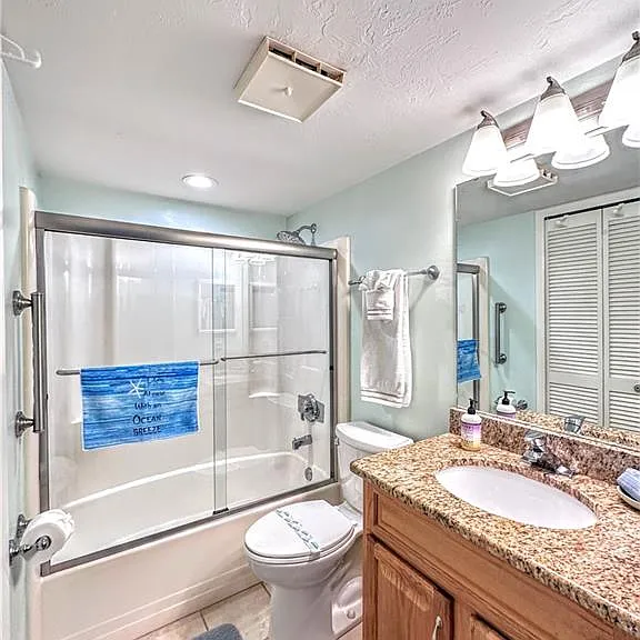 260 Southbay Dr #204 — Photo 4