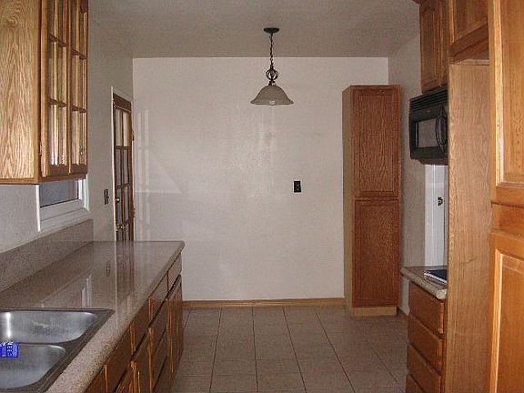 2nd image of 9642 Greenwood Ave