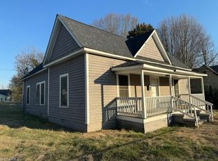 1203 Wilson W Lee Blvd, Statesville, NC 28677