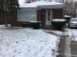 12701 W Parkway St, Detroit, MI 48223