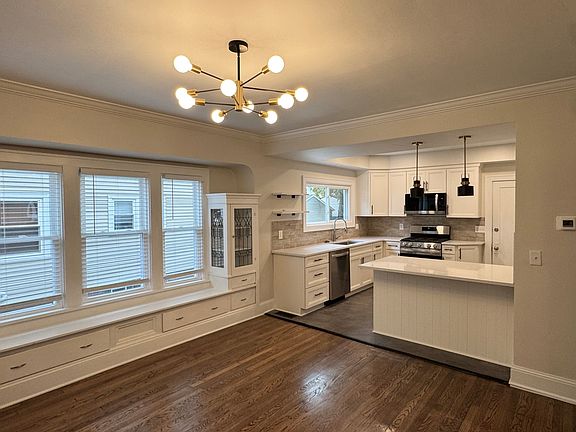 4th image of 2121 Eldred Ave #Dn