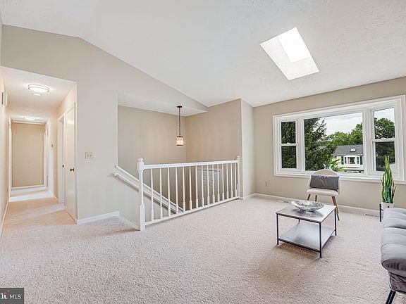 5th image of 10923 Bristol Pl