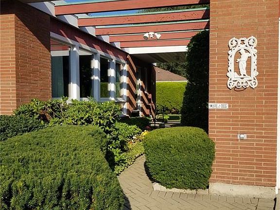 3rd image of 4 Smallwood Dr