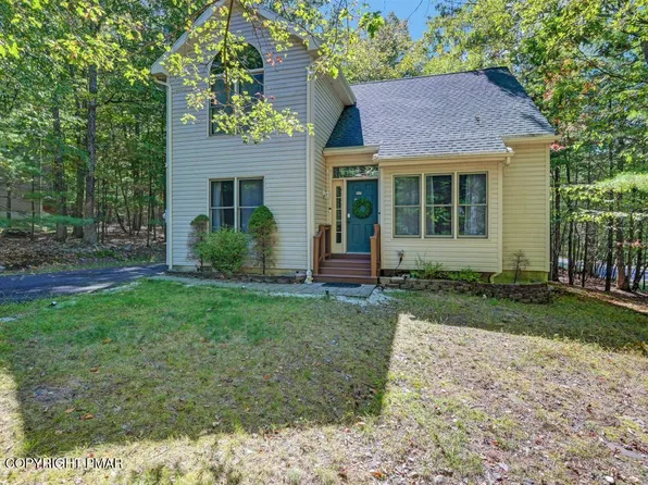 4104 Ashwood Ln, East Stroudsburg, PA 18301