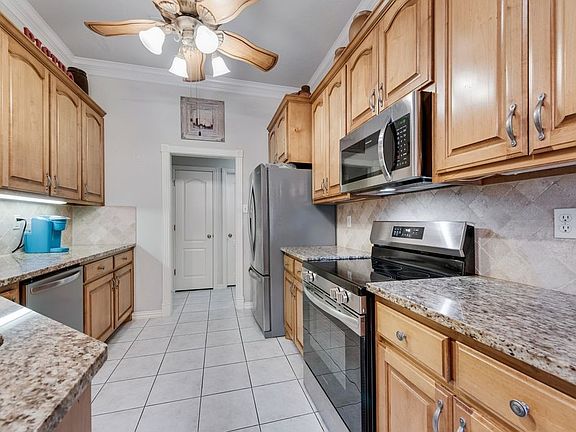 5th image of 1825 Callender Hill Rd