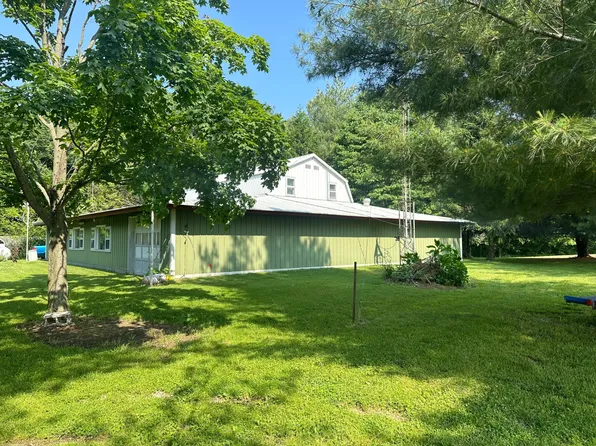 164 Borax Ln, Ingraham, IL 62434