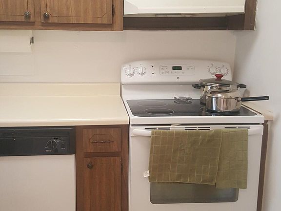 5th image of 8100 Sunrise Lakes Blvd APT 201