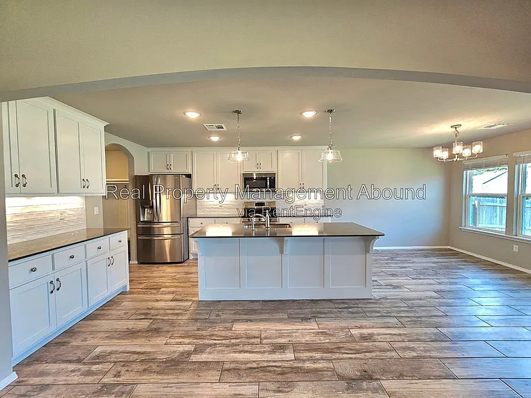 3706 S 13th Pl — Photo 11