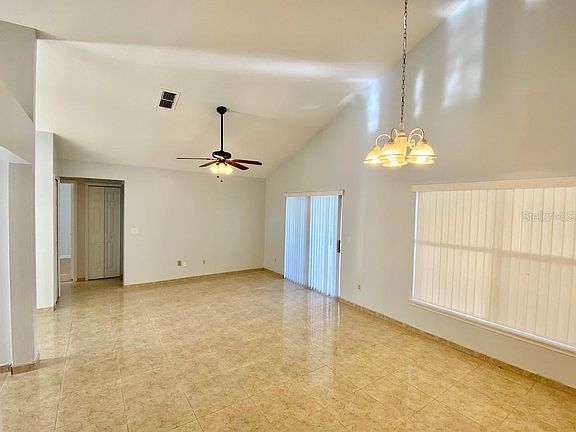 3rd image of 1237 Bradwell Dr