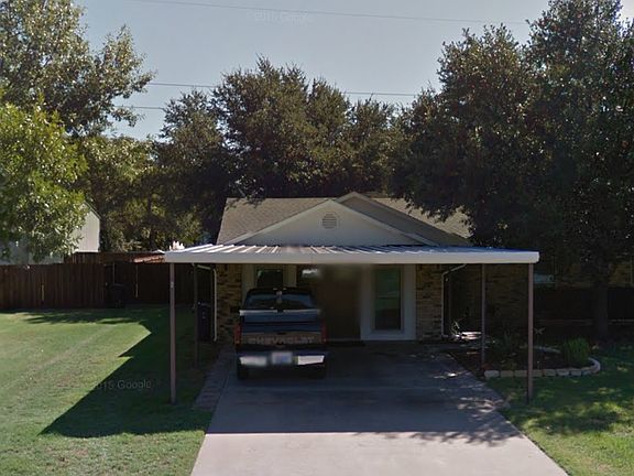 5th image of 405 Carolota St