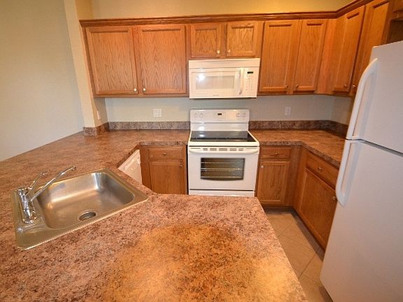 4th image of 4805 N Wickham Cir