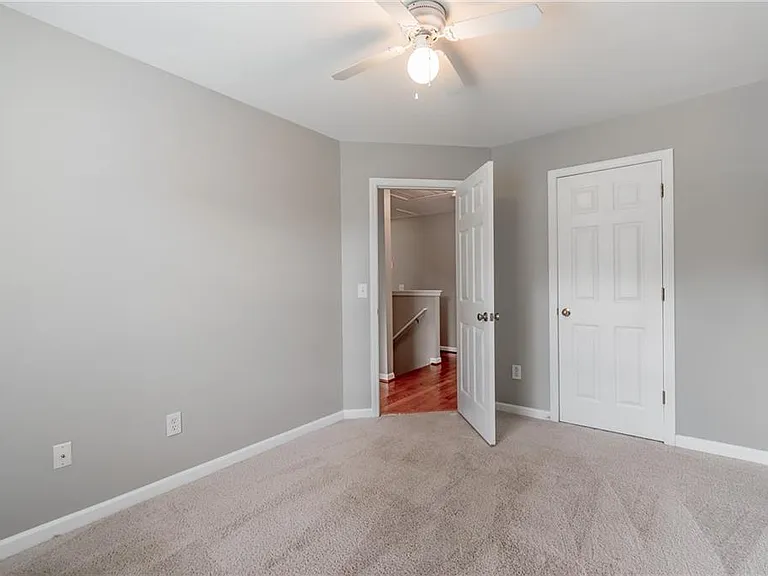 134 Lexington Parke Dr — Photo 40