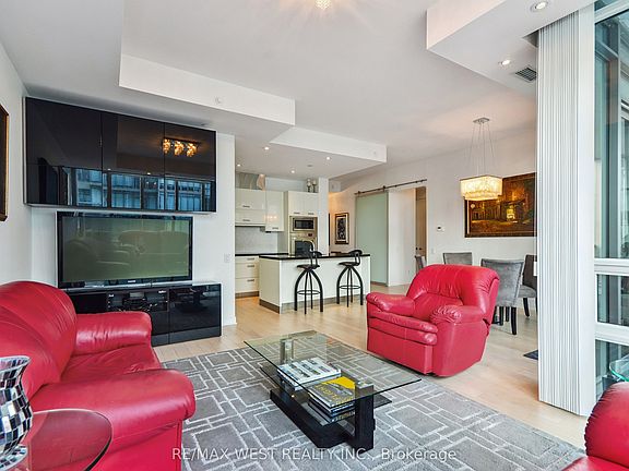 4th image of 88 Park Lawn Rd #2906