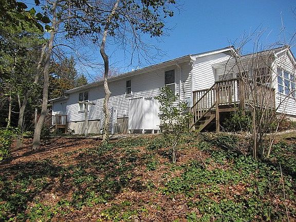 2nd image of 17000 Arkansas Ct