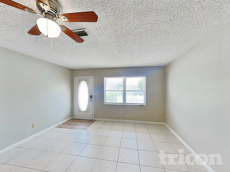 508 Cedar Grove Dr — Photo 3