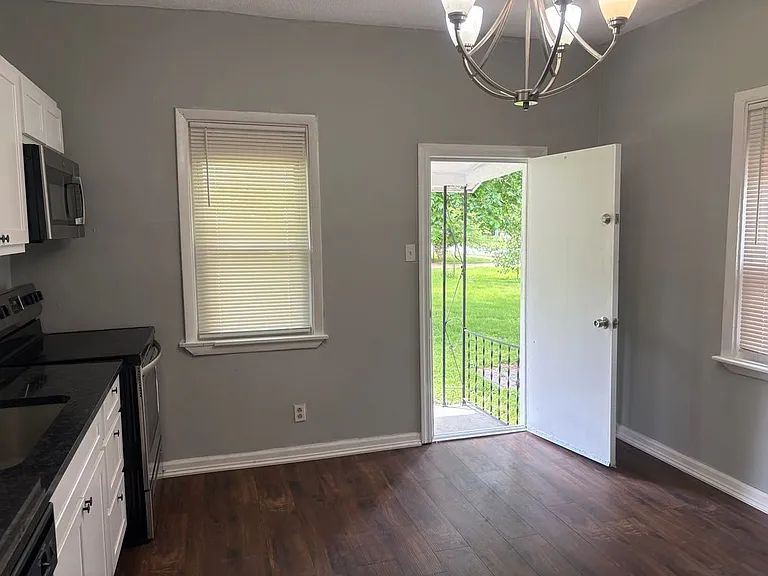 6636 Etzel Ave — Photo 11