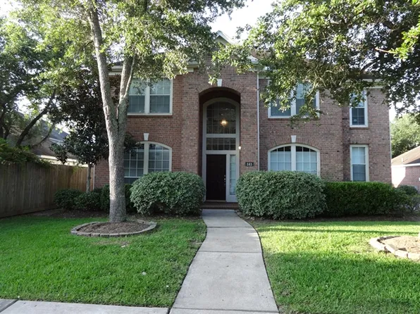 141 S Laguna Pointe Dr, League City, TX 77573