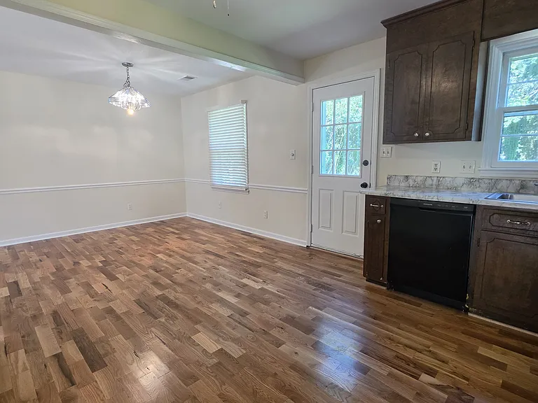 6519 Old Meadow Rd — Photo 6