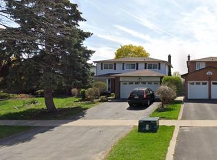 273 Centre St N #1, Brampton, ON L6V 2R3