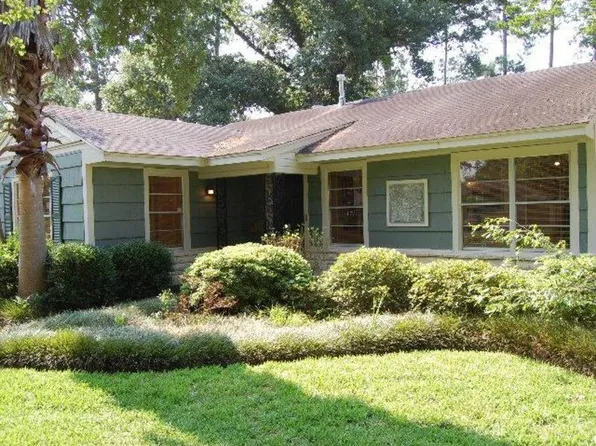 2211 Saxon Dr, Houston, TX 77018