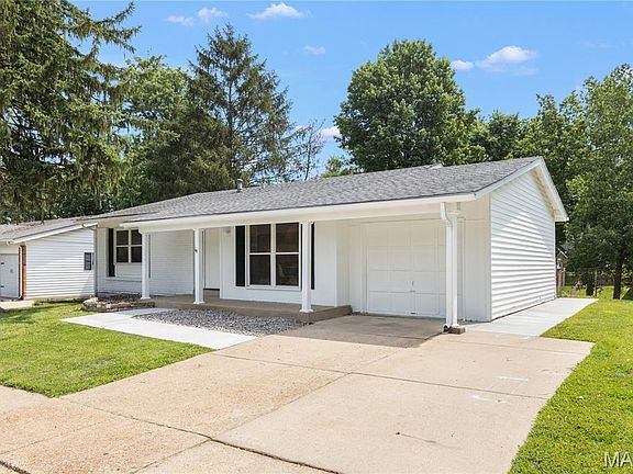 2nd image of 274 Cedar Village Ct