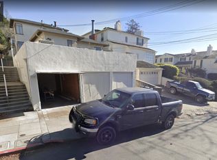 1735 Spruce St APT 4, Berkeley, CA 94709