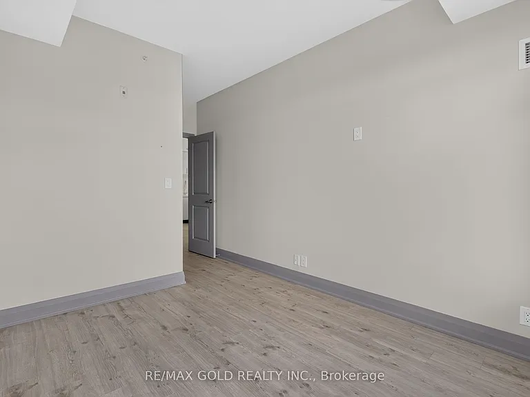 24 Woodstream Blvd #909 — Photo 23