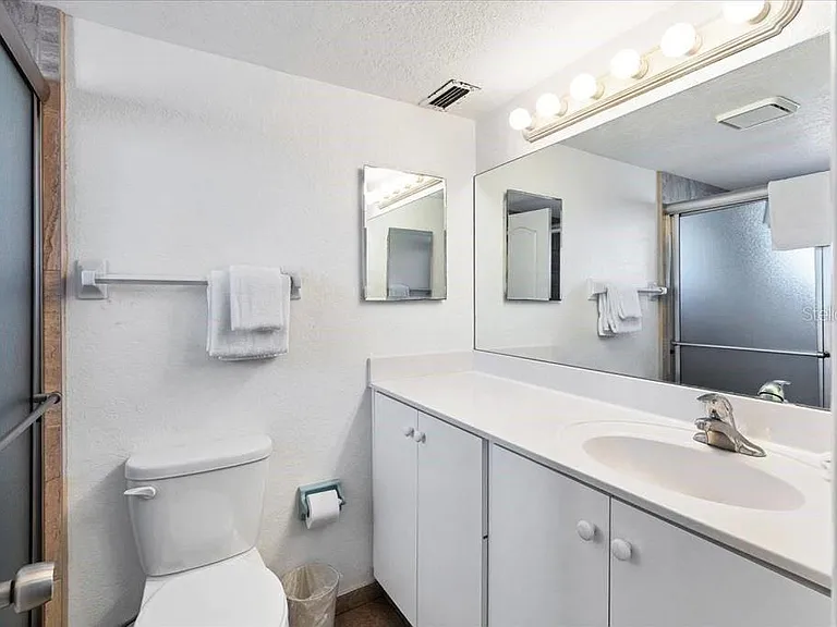 6154 Midnight Pass Rd #101 — Photo 7