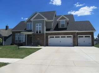 2066 Maple Leaf Dr, Kokomo, IN 46902