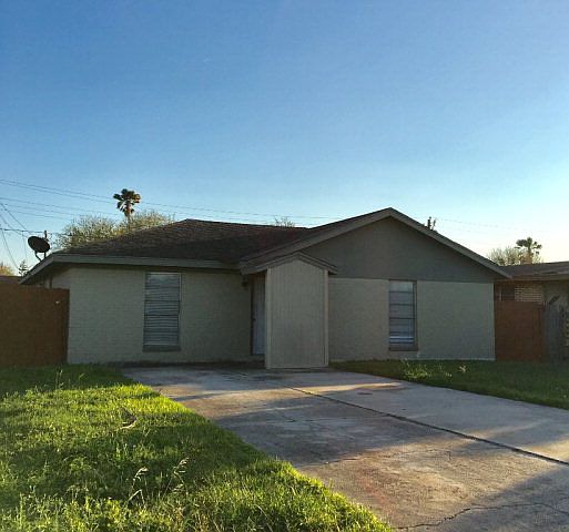 1st image of 1621 N Shore Dr