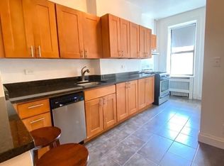1462 2nd Ave APT 2, New York, NY 10075