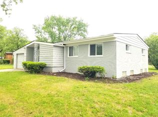 14500 Leslie St, Oak Park, MI 48237