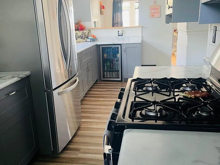 503 Forest Dr SE — Photo 12