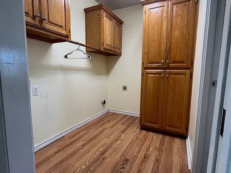 2730 FM 16 — Photo 19