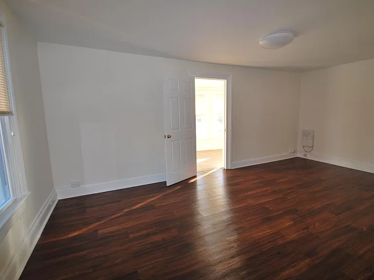 144 Main St #3 — Photo 5