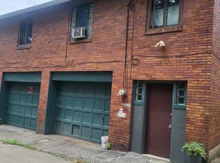 355 1/2 S Pacific Ave, Pittsburgh, PA 15224