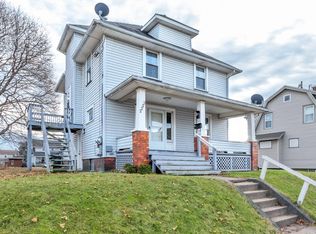 2222 10th St SW #A, Canton, OH 44706