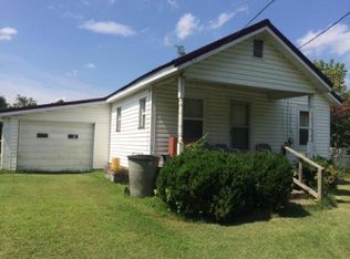 1403 Broad St, Elizabethton, TN 37643