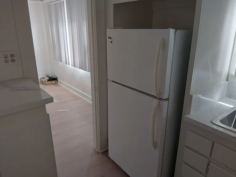 DGD 371-79 Walnut — Photo 9