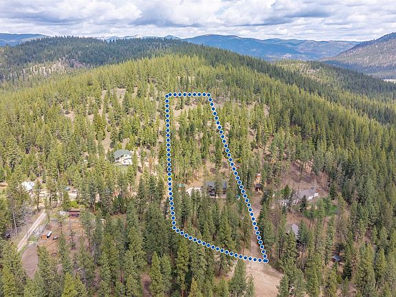 2nd image of 1701 Bear Creek Rd