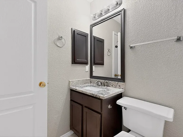 1207 Aberdeen Dr — Photo 30