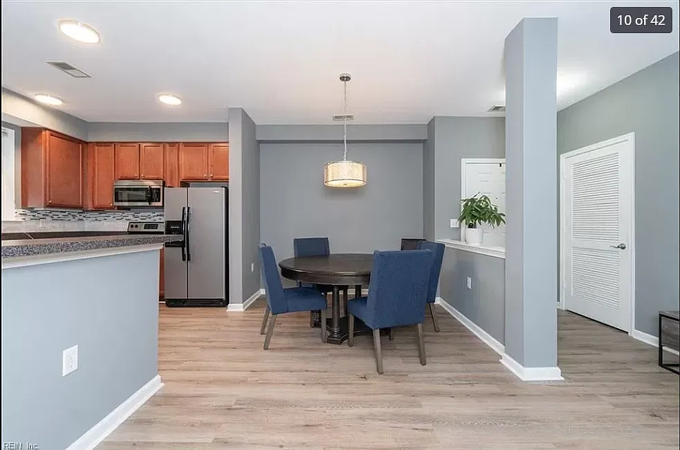 2 bed, 1367 sqft, $2,000 — Photo 4