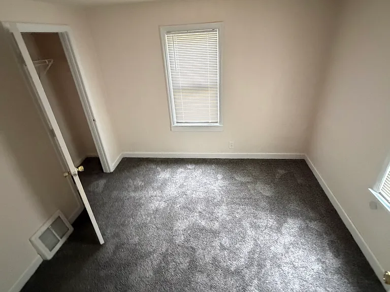 7547 Rowles Ave — Photo 4