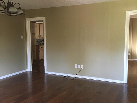 5th image of 9012 Whippoorwill Dr